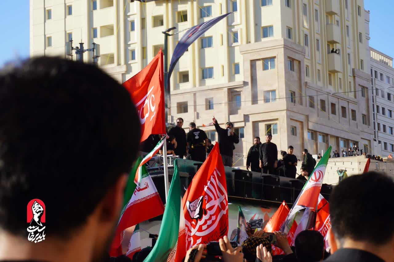 گزارش تصویری تشییع رهبر شهید 11