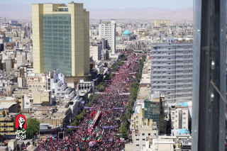 عشاق در میدان 