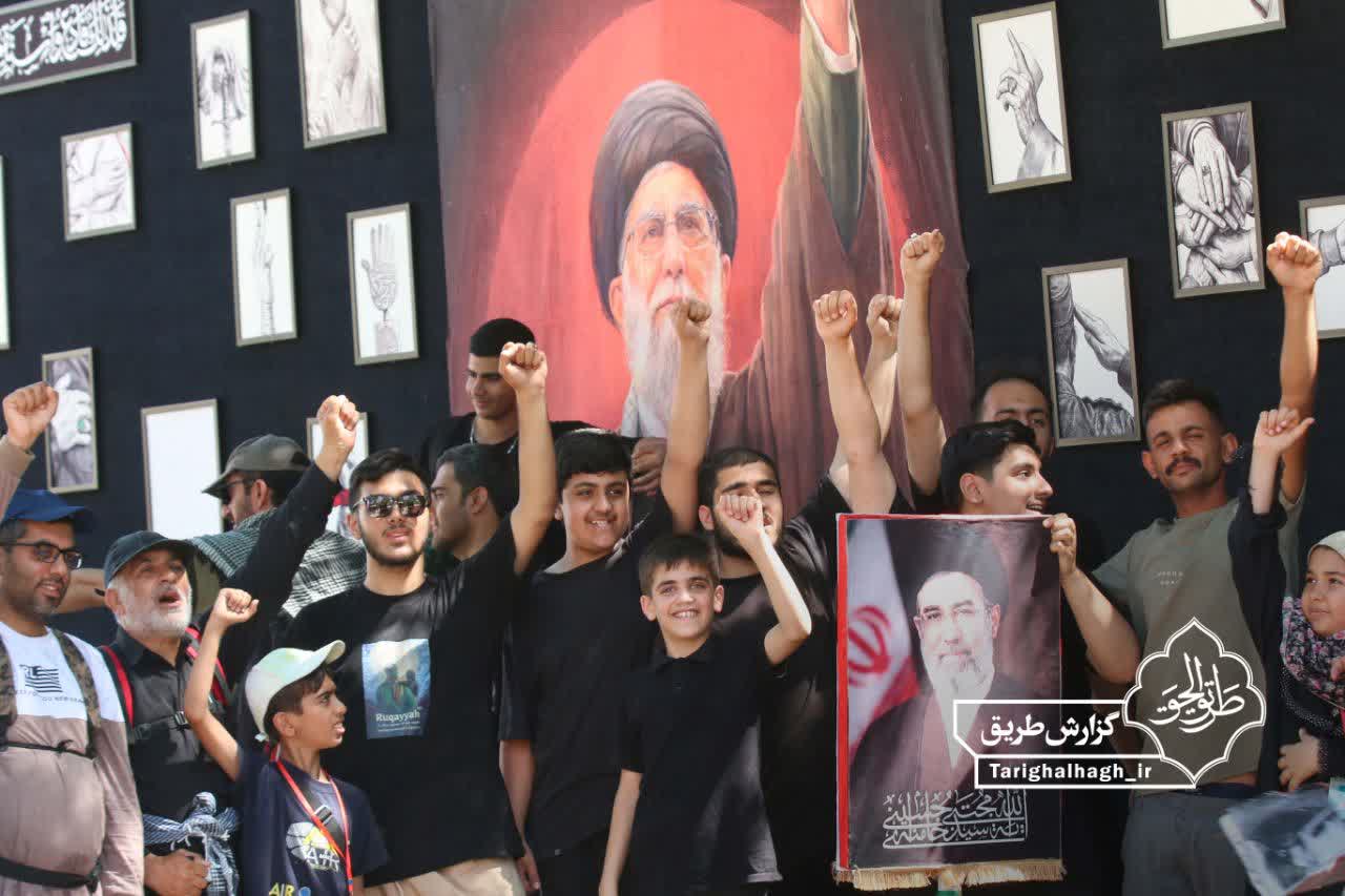 نماد مشت گره کرده 8